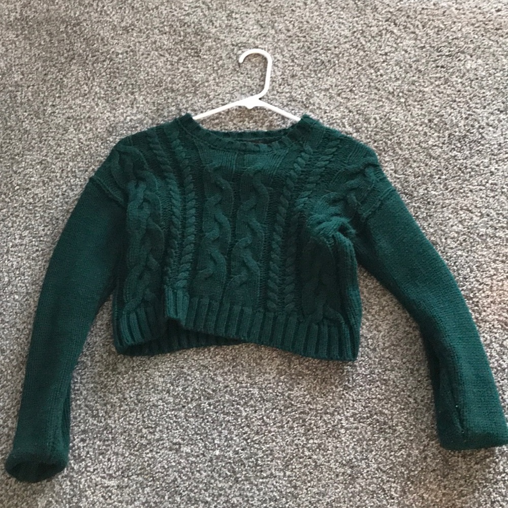 Urban outfitter short sweater top